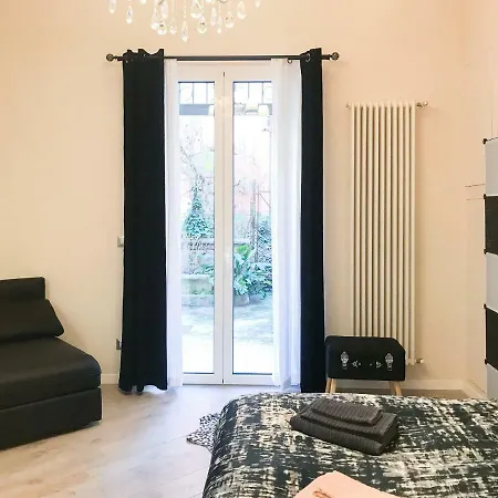 Apartment Secret - Un Nido Nascosto Nel Centro Storico Con Patio Su Giardino Fiorito *